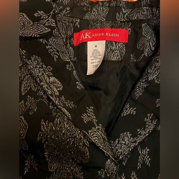 Anne Klein women’s size 4 blazer! - Picture 3 of 3